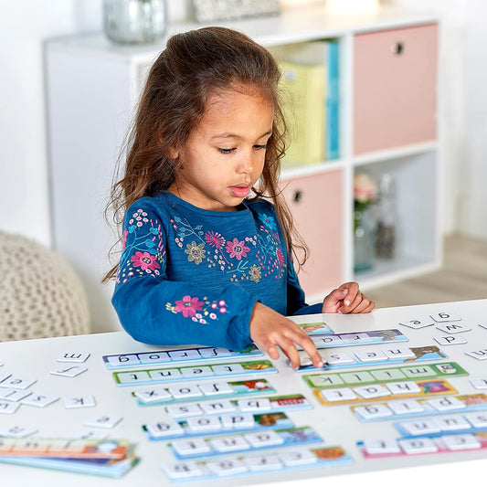 Orchard Toys Match and Spell Game - Kids Learning & Educational Toys with Sight Words & Flash Cards - Alphabet & Spelling Games for 4 Year Olds and Up - Word Building & Phonics Games for Boys & Girls