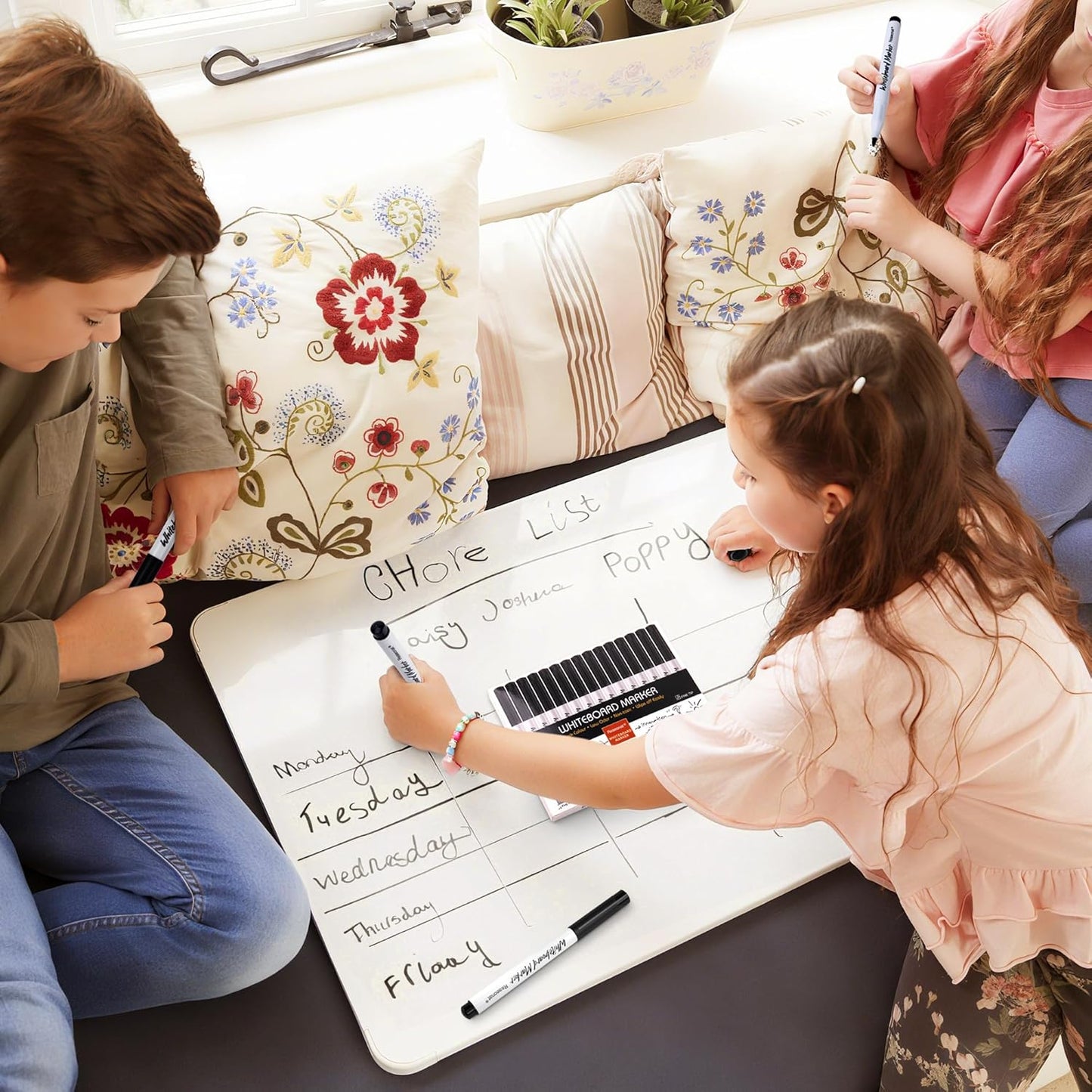 Black Whiteboard Markers, 15 Pack Dry Erase 0.7mm Fine Tip White Board Pens Ink Marker for Home, School & Office Uses